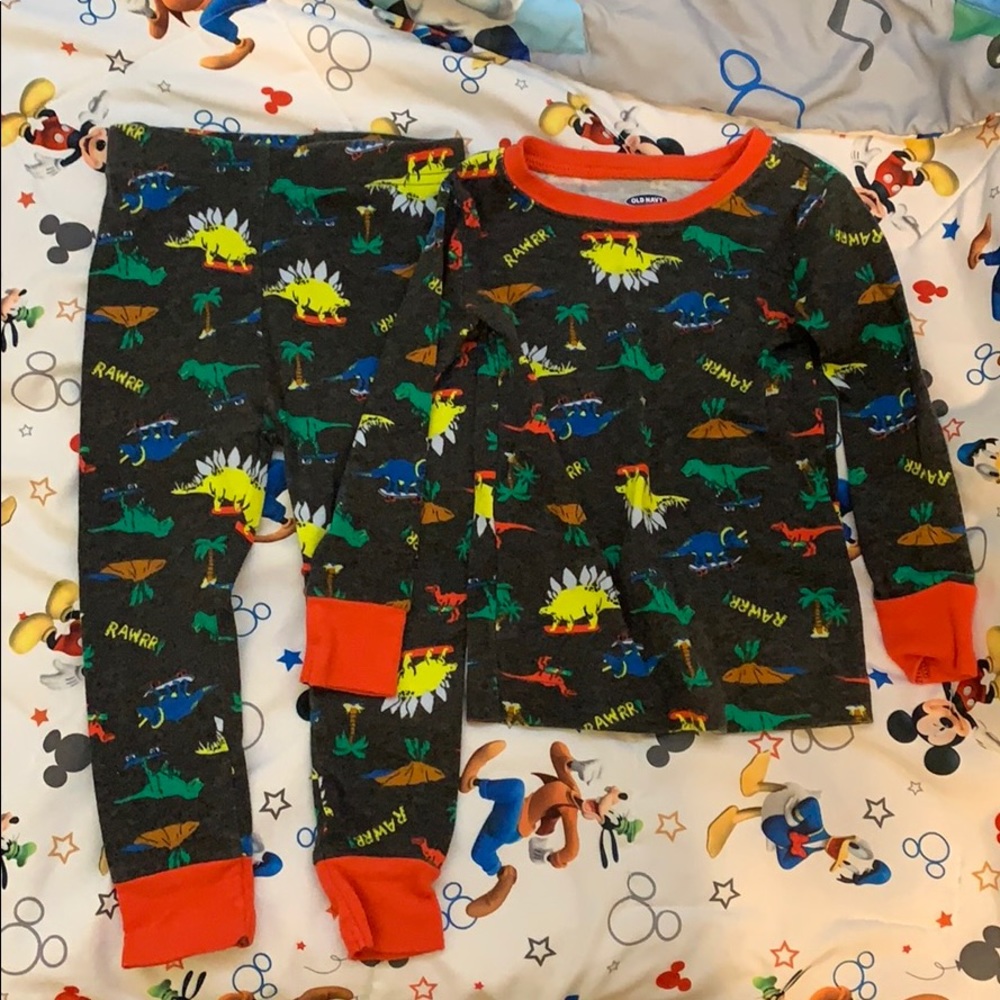 Old navy pajamas